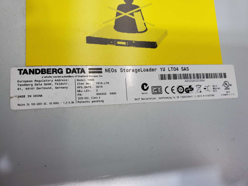 Tandberg Data 1U Tape Drive Autoloader LTO4 SAS StorageLoader 1000 )