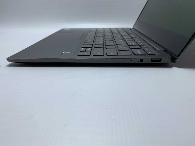13\\" Lenovo ideapad 720S-13IKB with i7-8550U CPU 8GB RAM & 256GB SSD Storage
