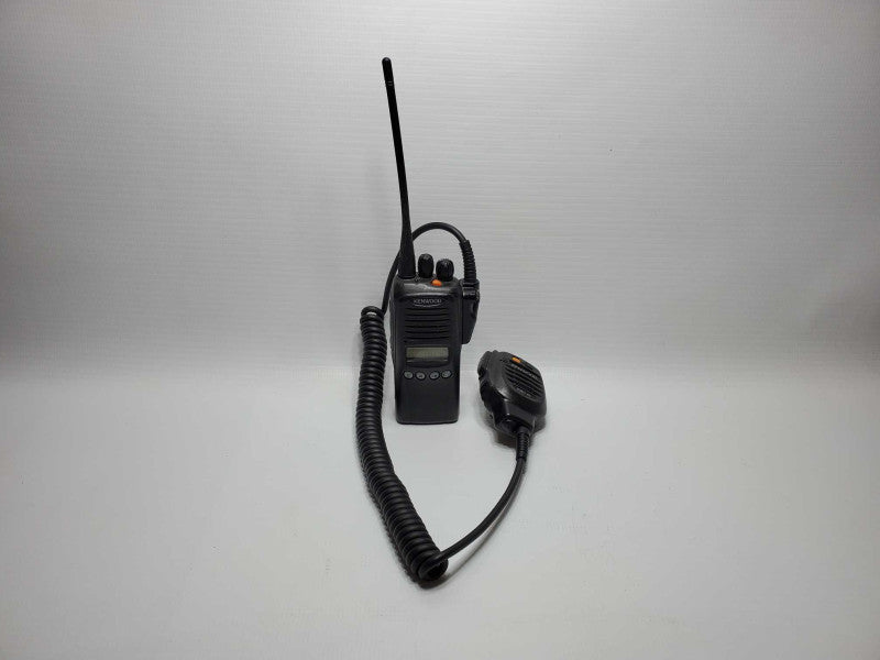Kenwood TK-3180 K Portable Two Way Radio UHF 450-512 MHZ + Speaker Mic KMC-41 (