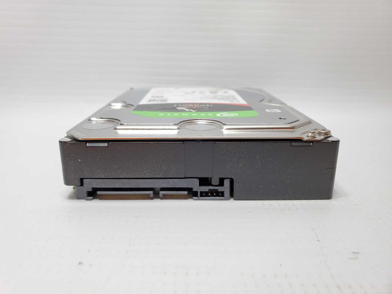 Seagate IronWolf ST8000VN0022 8TB 7200 RPM 256MB Cache SATA 6.0Gb/s 3.5\\" (