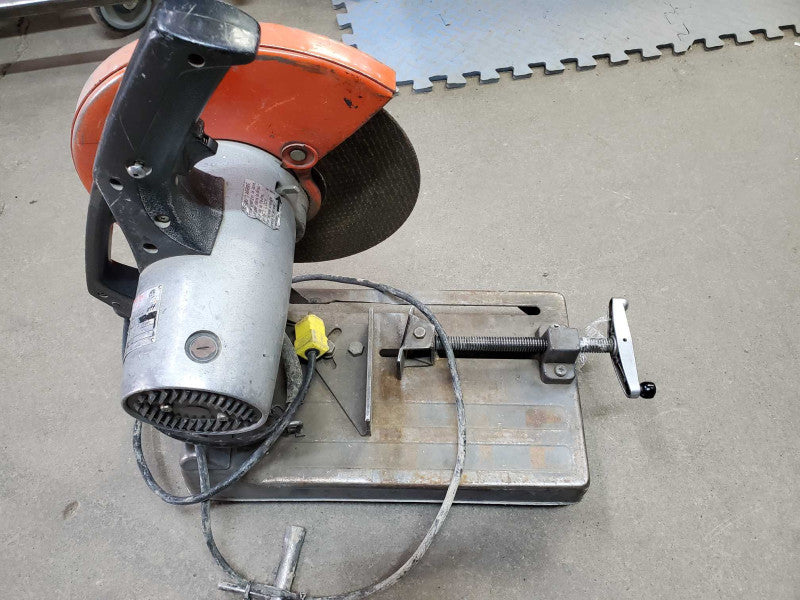 Vintage Makita 2412N 12 In. 305mm Portable Cut-Off _ Power-on tested )