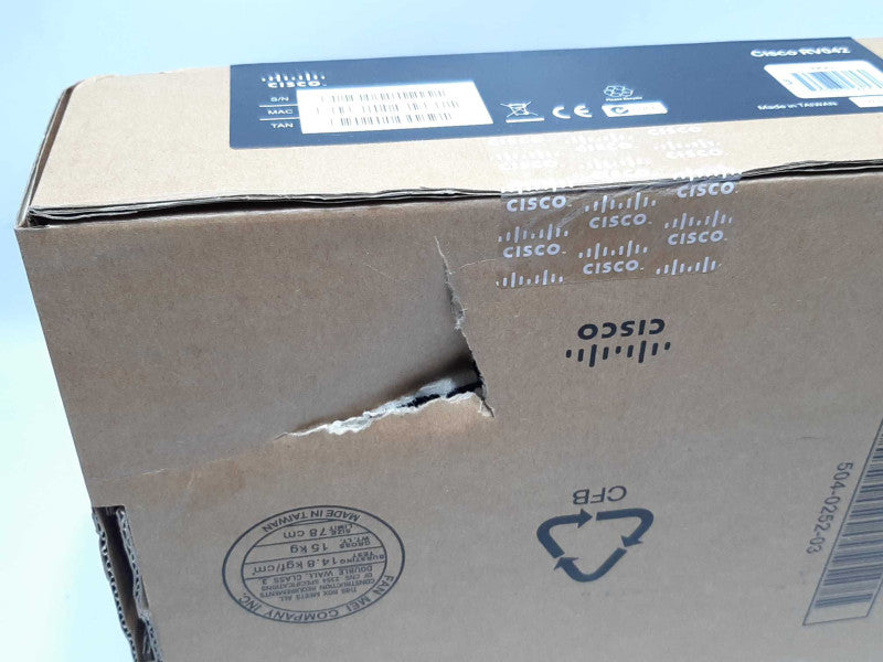 Cisco RV042 10/100 4-Port VPN Router - New - Sealed Box +