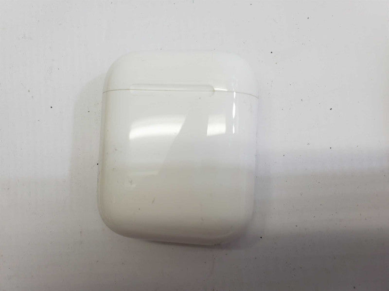 APPLE AIRPODS CHARGING CASE A1602 )