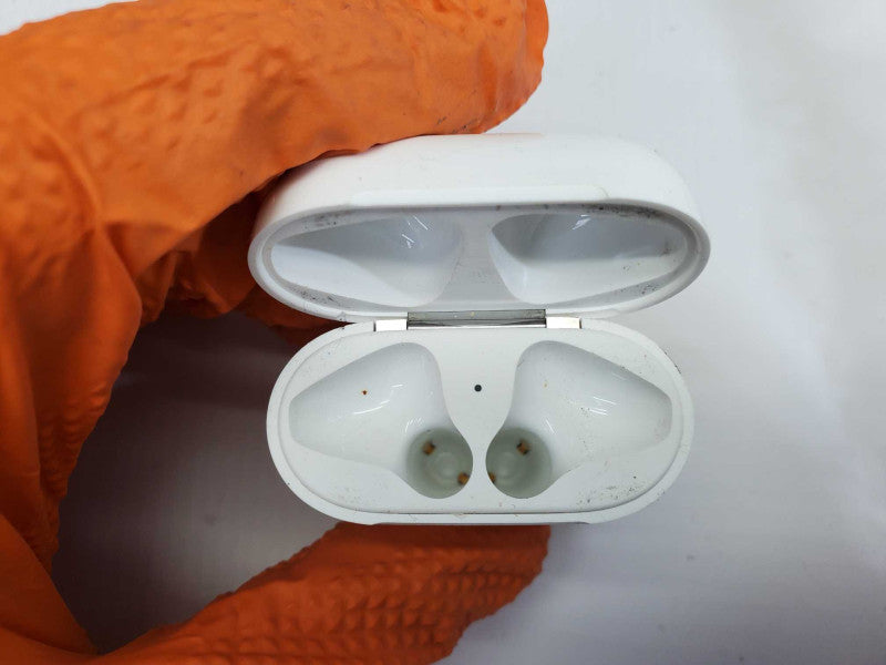 APPLE AIRPODS CHARGING CASE A1602 )