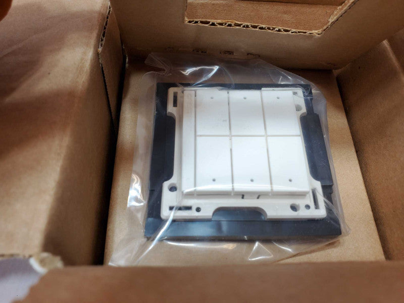 Open-Box Crestron CLWI-KPLEX-BATT-W Lighting Keypad _