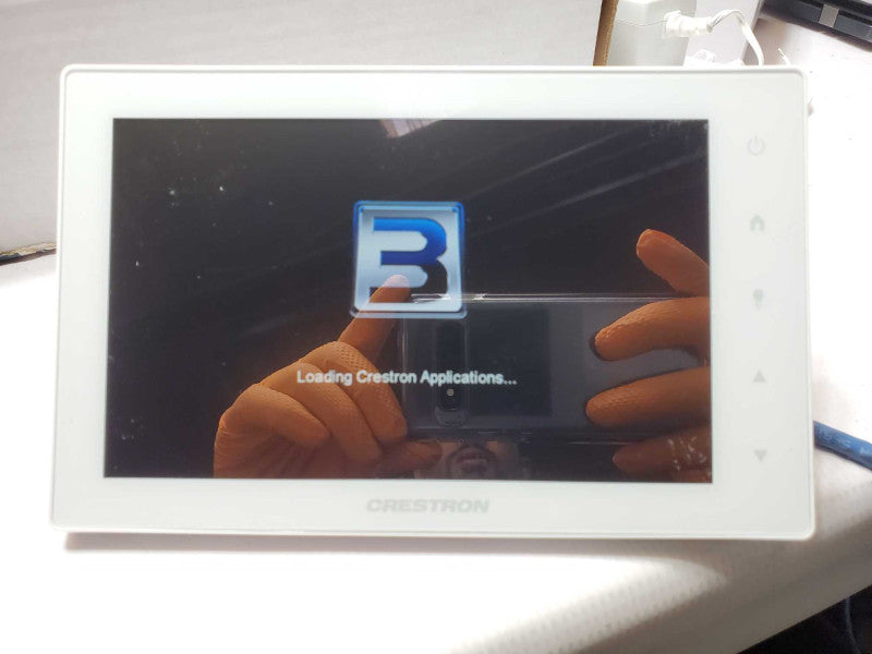 Crestron TSW-750-W-S 7-inch White Touch Screen, Factory reset _