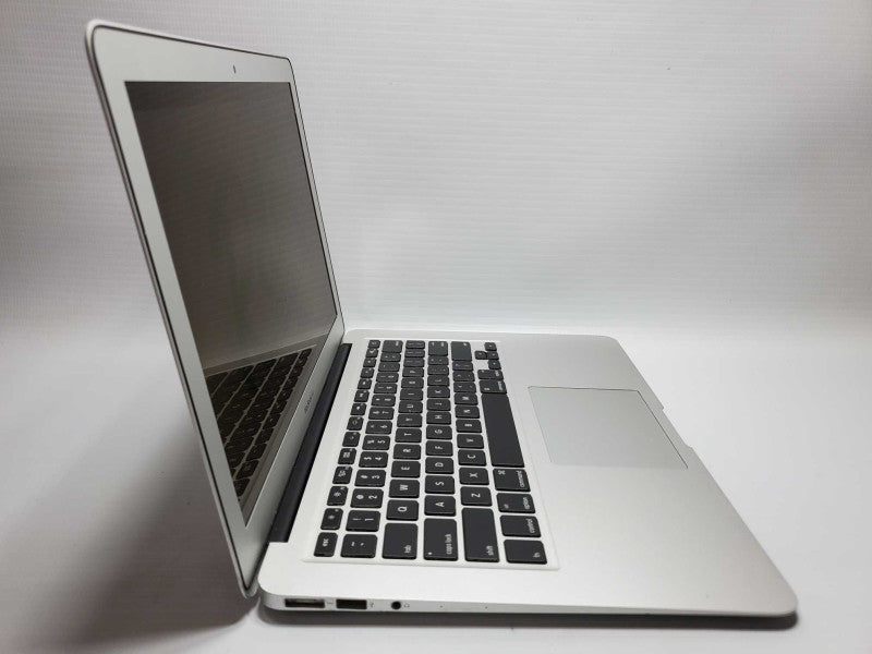 Macbook Air 2017 Core i5-5350U @ 1.8 GHz 8GB Ram 250GB SSD (