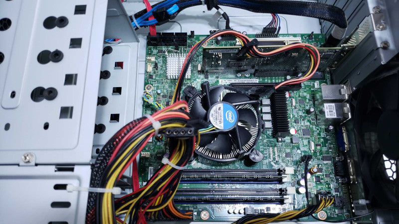 Custom PC Xeon E3-1270v2@3.5GHz 16GB DDR3 Intel RAID No HDD [