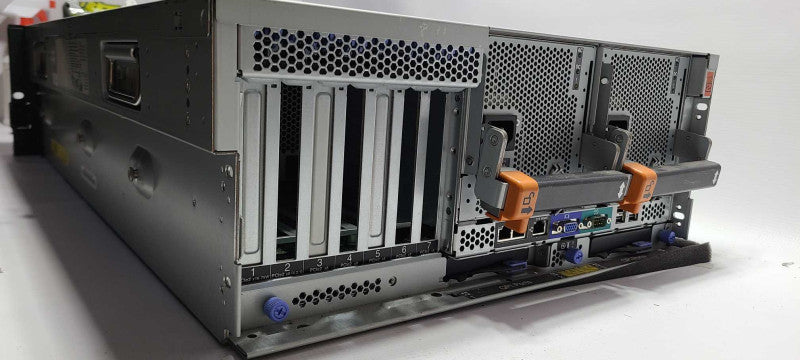 IBM System X3850 X5 4x Xeon E7530 1.87GHz 128GB RAM 8x 73GB 2.5\\" 2xPSU $