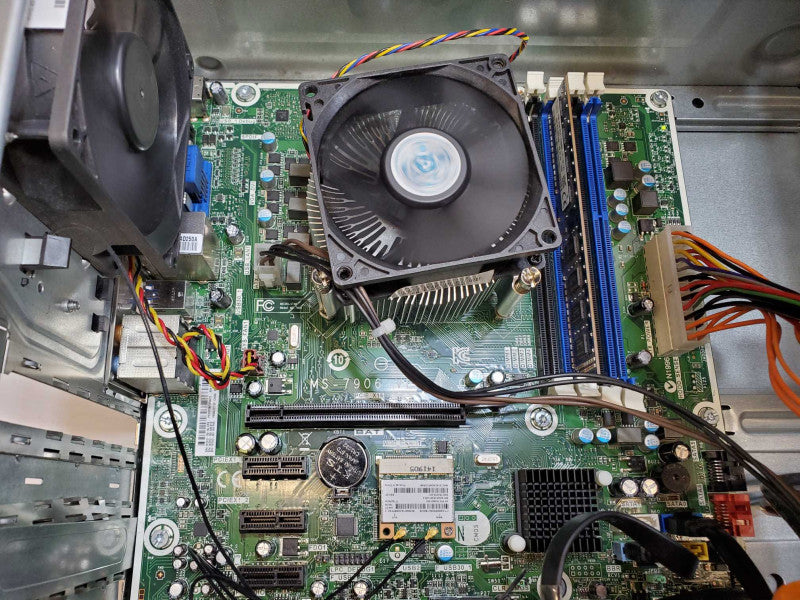 HP Pavilion 500 PC Series AMD A10-7800 @ 3.5 GHz 4GB Ram No HDD (