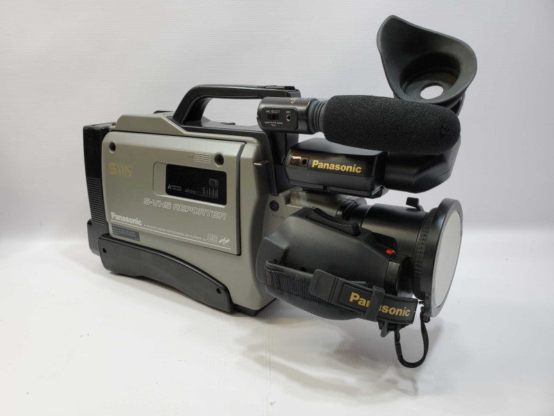 Panasonic AG-456 UP S-VHS Reporter Camera w/Case (