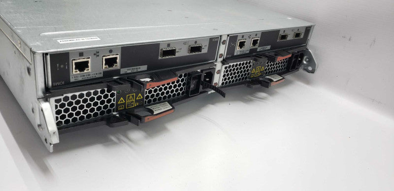 Netapp Naj-1001 sas array 24x 2.5\\" Slots / 2x controllers 6gbps / 2x  PSU #