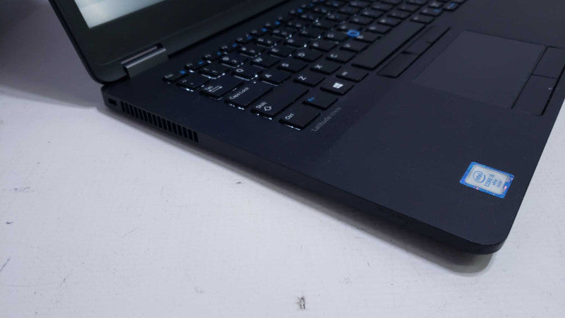 Dell Latitude E7470 14\\" HD Intel i5-6300U@2.40GHz 8GB DDR3 240GB SSD [
