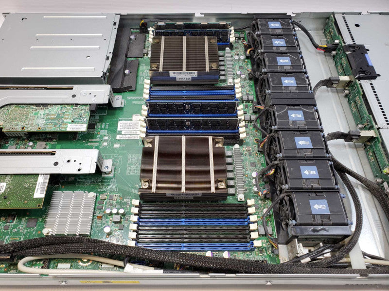 Lenovo ThinkServer RD530 2x E5-2640 @ 2.5 GHz 32GB 8x 2.5\\" No HDD LSI 9260-8i (