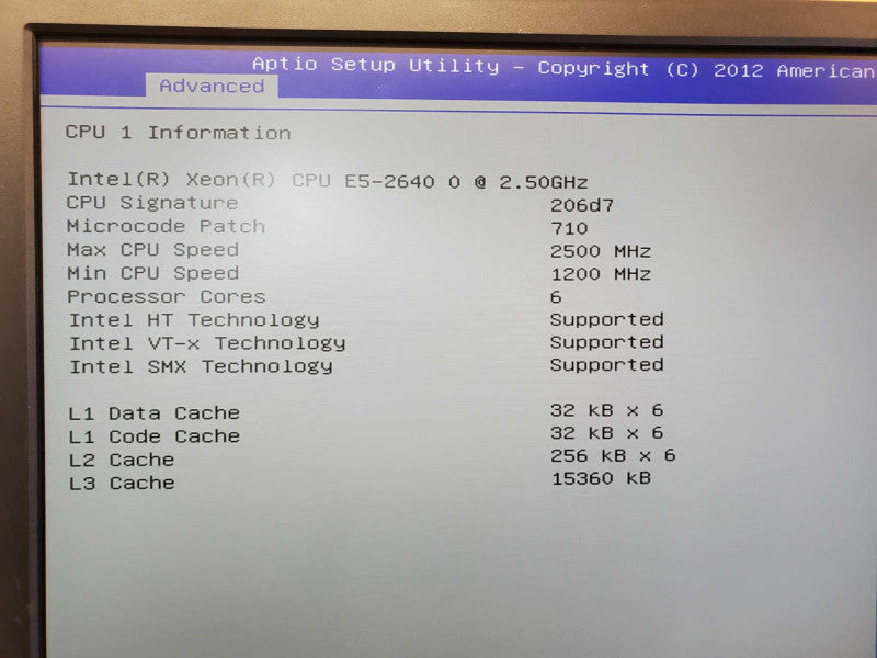 Lenovo ThinkServer RD530 2x E5-2640 @ 2.5 GHz 32GB 8x 2.5\\" No HDD LSI 9260-8i (