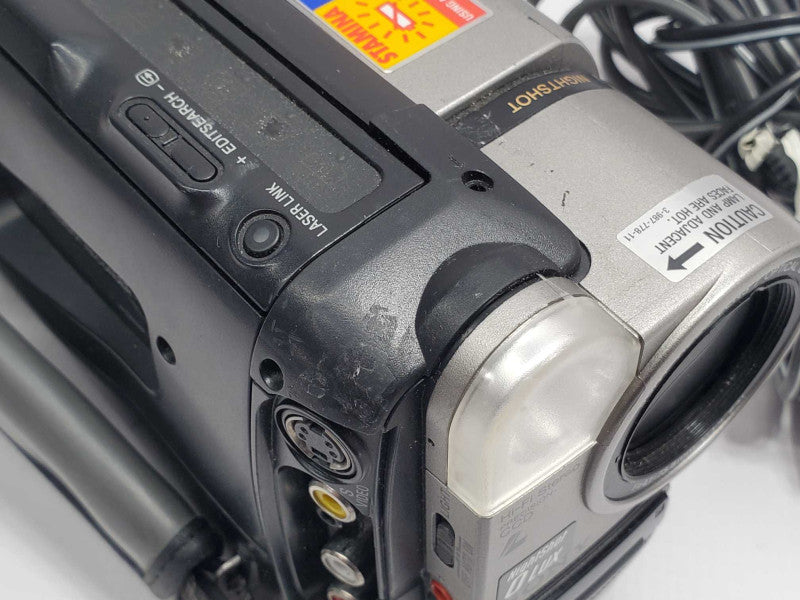 Sony Handycam CCD-TR511E Camcorder Video8 8mm Hi8 |