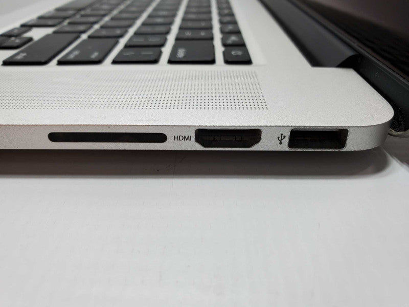 Macbook Pro 2014 15\\" Retina Core i7-4770HQ @ 2.2GHz 16GB Ram 500GB SSD (