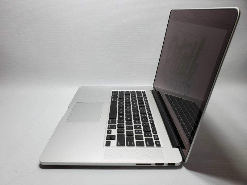 Macbook Pro 2014 15\\" Retina Core i7-4770HQ @ 2.2GHz 16GB Ram 500GB SSD (