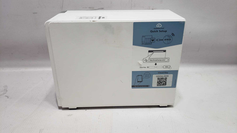QNAP TS-231P NAS, two empty disk bays, no hdd caddies, untested [