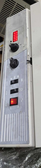 Beckman Allegra 6 Centrifuge  $