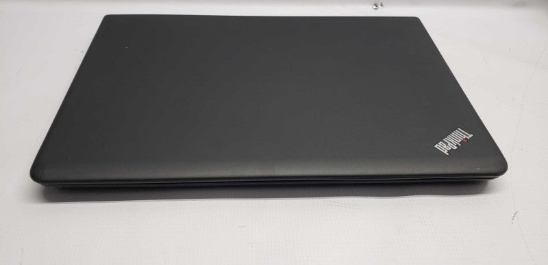Lenovo E560 i7-6500u @ 2.50ghz / 4gb ram / R7 M370 / 265gb SSD / 15.6\\" #