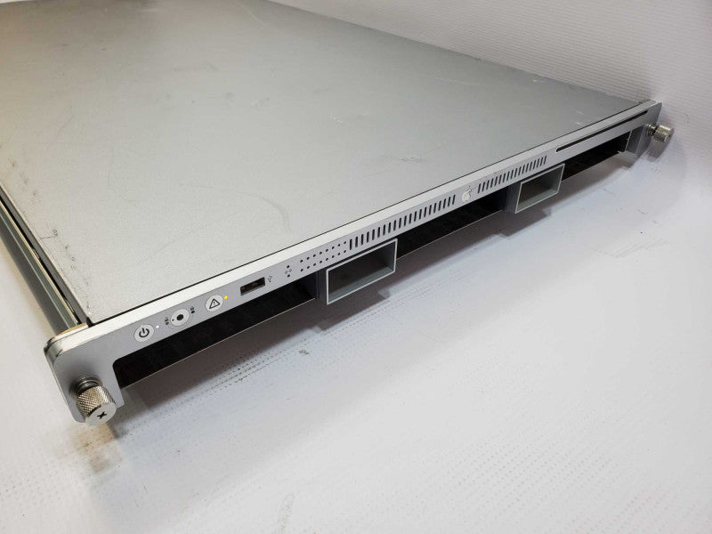 Apple Xserve A1279 Intel E5520 @ 2.26 GHz 3GB RAM 3x 3.5\\" No HDD (