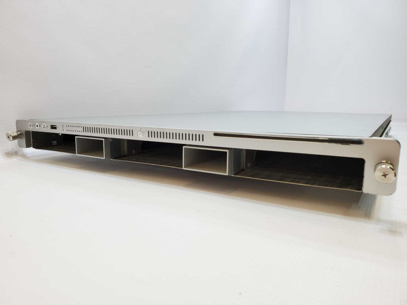 Apple Xserve A1279 Intel E5520 @ 2.26 GHz 3GB RAM 3x 3.5\\" No HDD (