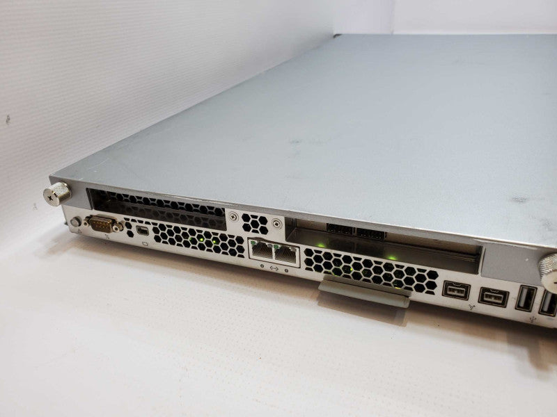 Apple Xserve A1279 Intel E5520 @ 2.26 GHz 3GB RAM 3x 3.5\\" No HDD (
