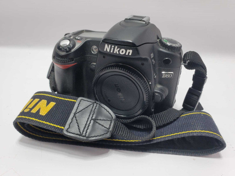 NIKON D80 10.2MP DSLR Camera (AS-IS) |