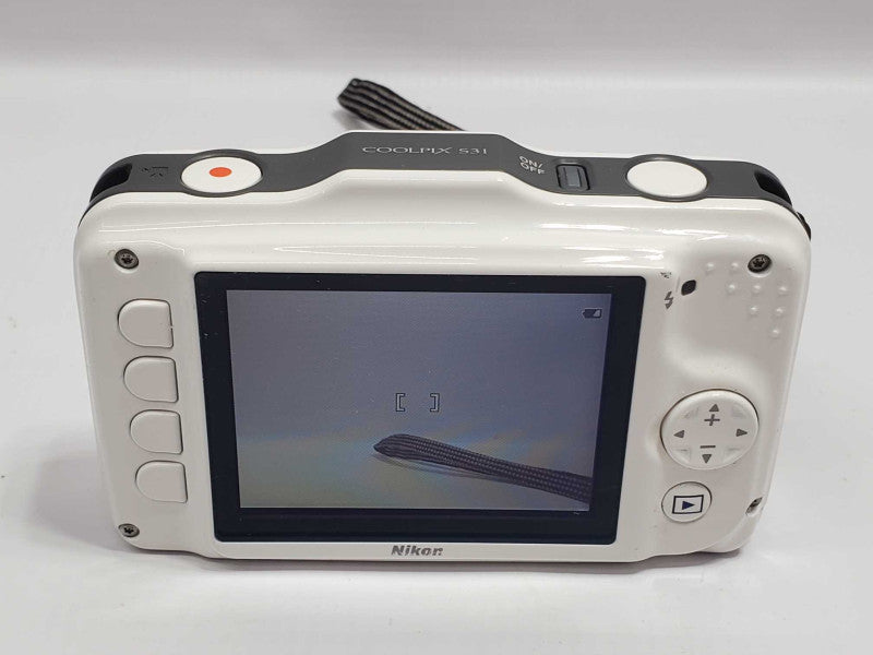 Nikon COOLPIX S31 10.1MP Digital Camera |