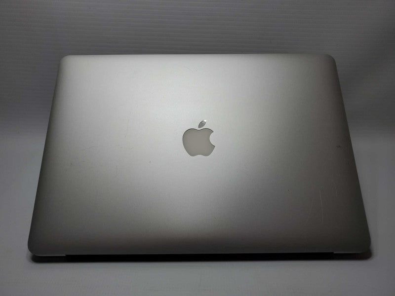 Macbook Pro 2013 15\\" Retina Core i7-4960HQ @ 2.6GHz 16GB Ram 250GB SSD GT 750M *READ* (