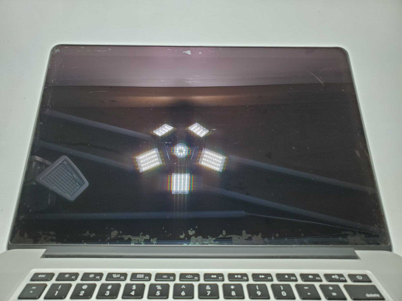 Macbook Pro 2013 15\\" Retina Core i7-4960HQ @ 2.6GHz 16GB Ram 250GB SSD GT 750M *READ* (