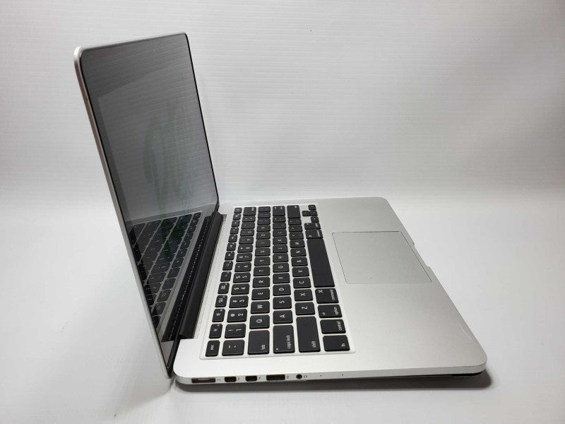 MacBook Pro 2015 13\\" Retina i5-5257U @ 2.7 GHz 8GB Ram 250GB SSD *AS IS* (