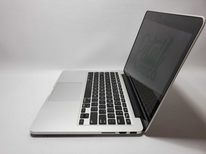 Macbook Pro 2013 13\\" Core i5-4258U @ 2.4 GHz 8GB Ram 250GB SSD (