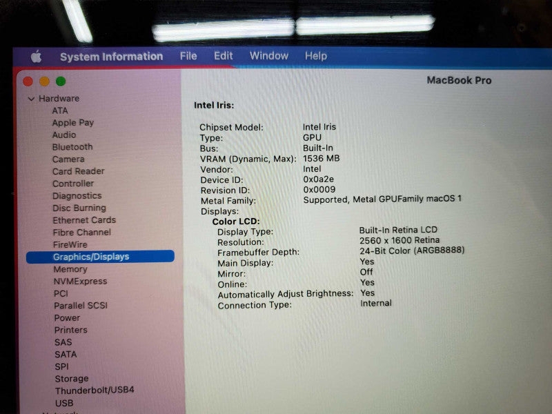 Macbook Pro 2013 13\\" Core i5-4258U @ 2.4 GHz 8GB Ram 250GB SSD (
