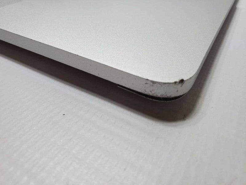 Macbook Pro 2014 15\\" Retina Core i7-4870HQ @ 2.5GHz 16GB Ram 250GB SSD GT 750M *READ* (