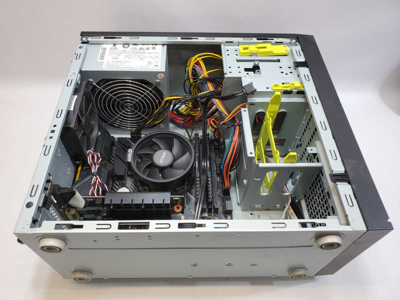 Custom PC Asus TUF B450-Plus Ryzen 5-2400G @ 3.6GHz 16GB DDR4 250GB SSD Nvme (