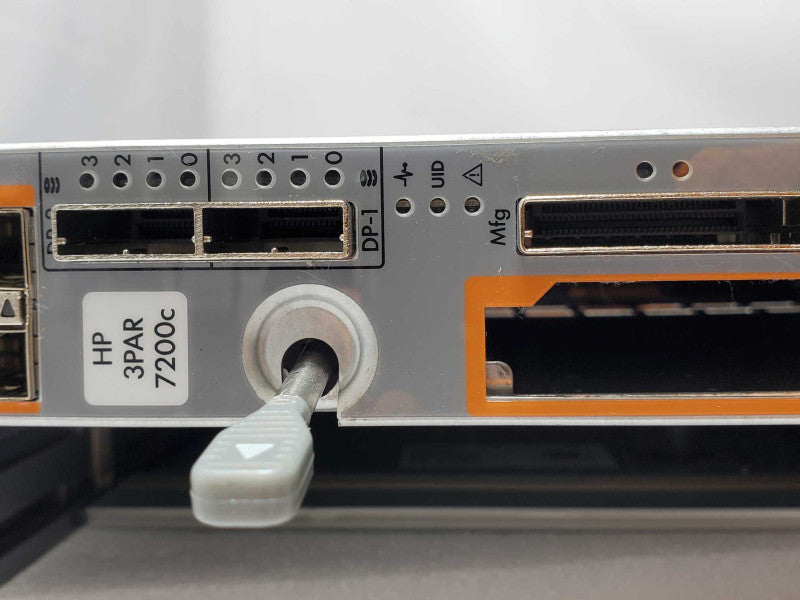 HP StoreServ 3PARA-SV1009 24-Bay 2.5\\" 1x 3PAR 7200C, 2x PSU, AS-IS, Read _