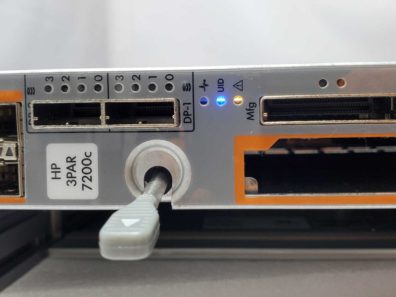 HP StoreServ 3PARA-SV1009 24-Bay 2.5\\" 1x 3PAR 7200C, 2x PSU, AS-IS, Read _