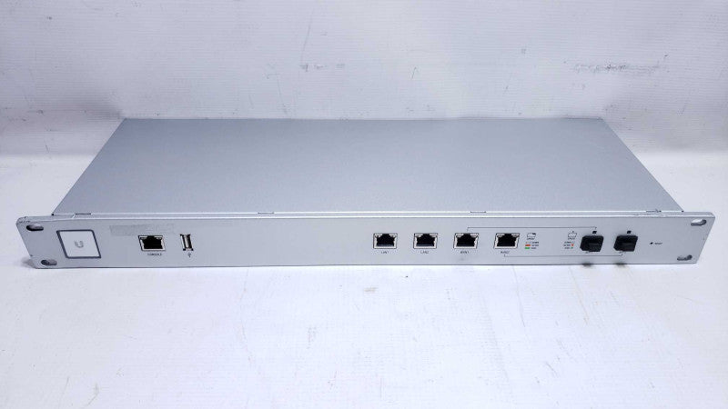 Unifi USG-PRO-4 Enterprise Security Gateway Gigabit 4-Port Router. [