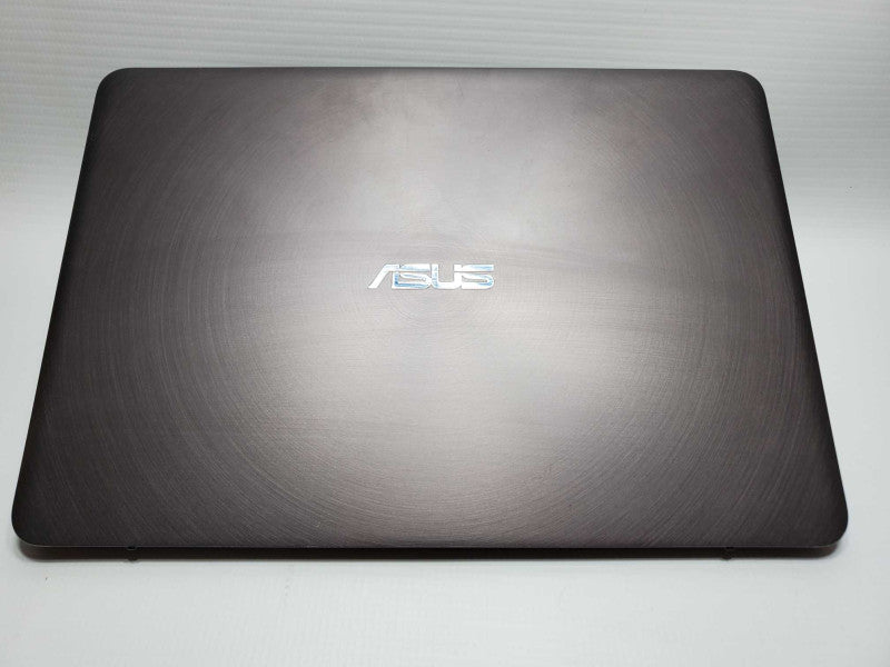 ASUS Zenbook UX305 13\\" Intel m3-6Y30 @ 0.90GHz 8GB RAM 500GB SSD (