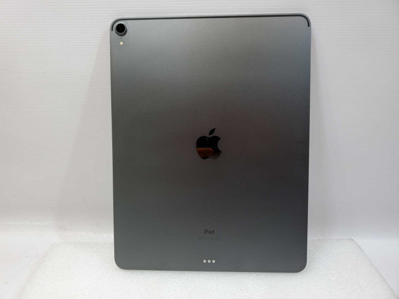 iPad Pro 12.9-inch Wi-Fi Unknown storage Space Gray A1876 *For parts* (