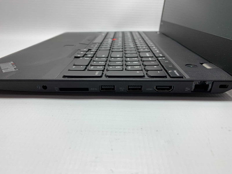 16\\" Lenovo P51s with i7-6500U CPU 16GB RAM & 256GB SSD -