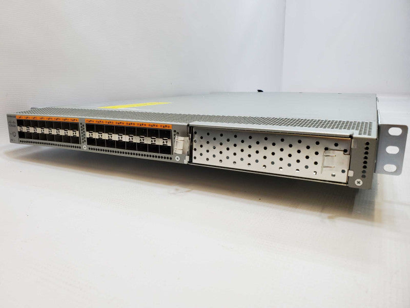 Cisco Nexus 5500 Switch N5K-C5548UP 32 Port Switch (