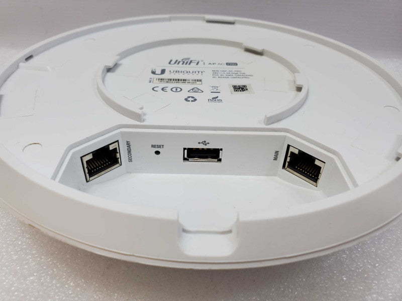 Ubiquiti UniFi AP AC Pro (UAP-AC-PRO) Wireless Access Point (