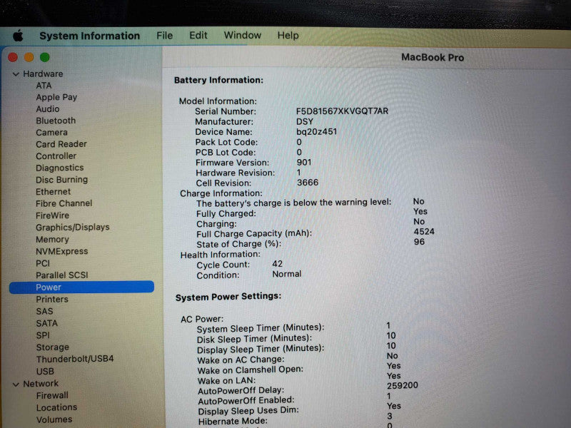 Macbook Pro 2017 13\\" A1708 Core i5-7360U @ 2.3GHz 8GB 120GB SSD (