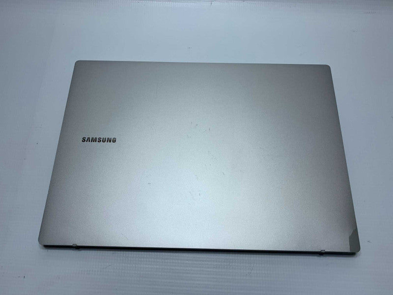 14\\" Samsung Galaxy Book Go Laptop with Snapdragon 7c Gen 2 @ 2.55GHz -