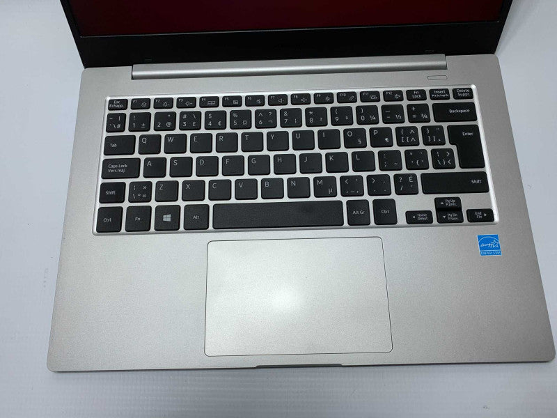 14\\" Samsung Galaxy Book Go Laptop with Snapdragon 7c Gen 2 @ 2.55GHz -