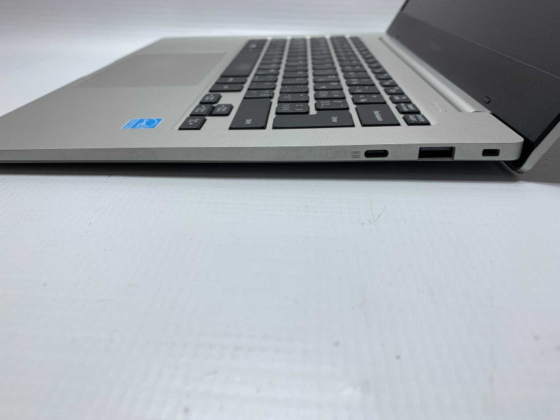 14\\" Samsung Galaxy Book Go Laptop with Snapdragon 7c Gen 2 @ 2.55GHz -