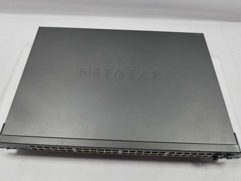 NETGEAR ProSafe (âGS752TP V1H1) 52-Port Gigabit Ethernet Smart Switch ~